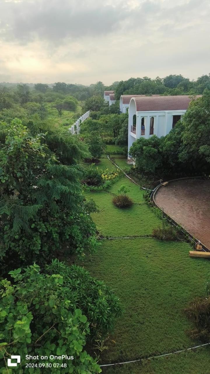 Le Casa Lion Resort A Premium Resort In Sasan Gir Esterno foto