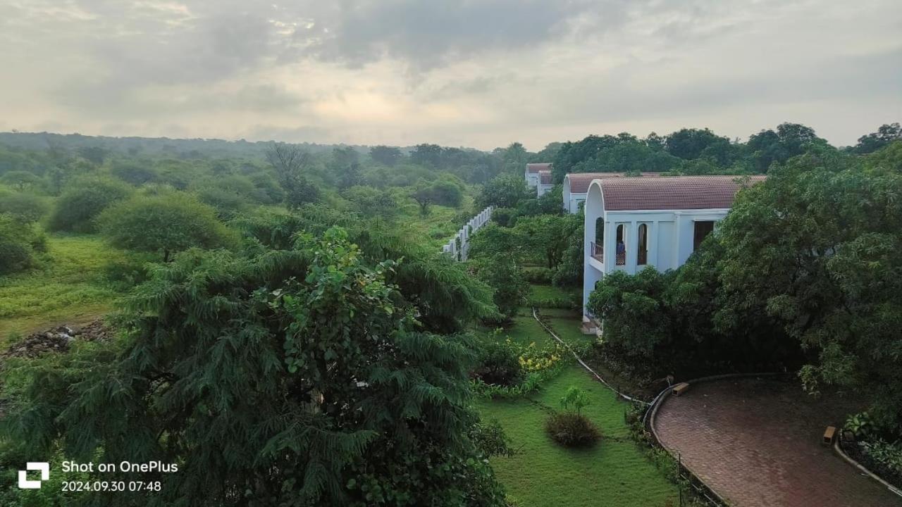 Le Casa Lion Resort A Premium Resort In Sasan Gir Esterno foto