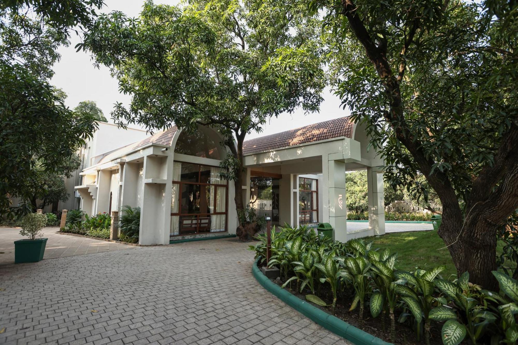 Le Casa Lion Resort A Premium Resort In Sasan Gir Esterno foto