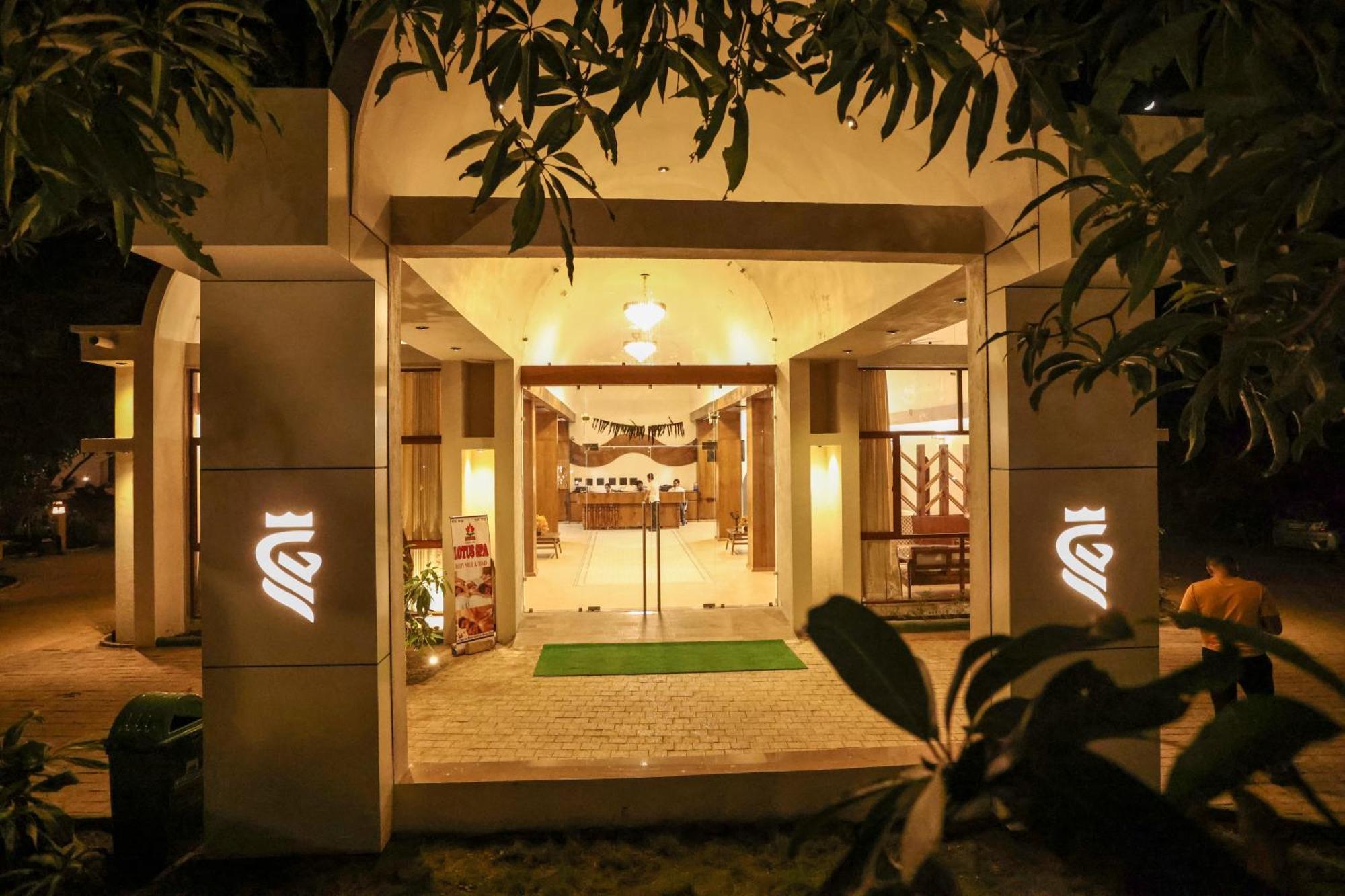 Le Casa Lion Resort A Premium Resort In Sasan Gir Esterno foto