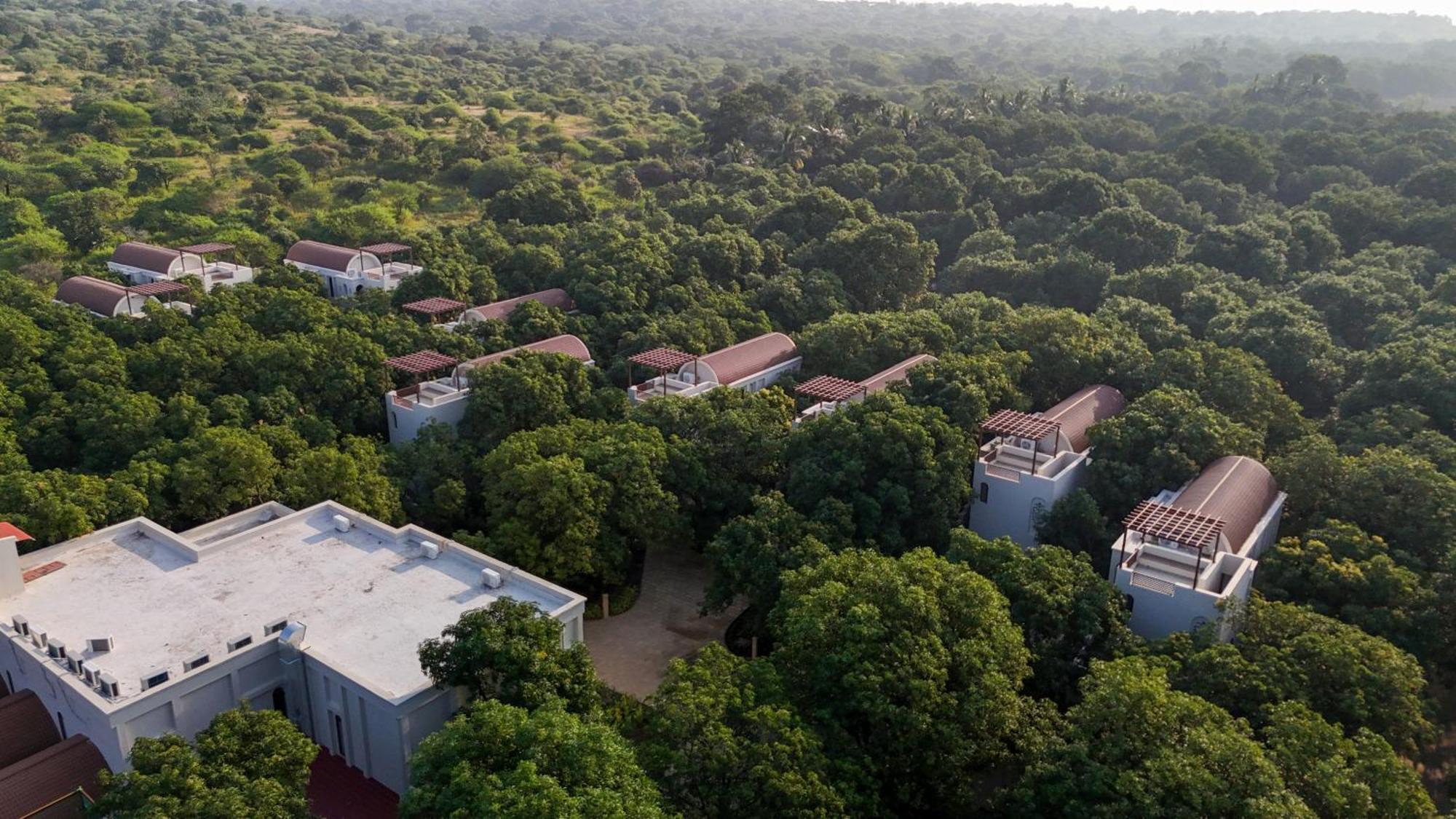 Le Casa Lion Resort A Premium Resort In Sasan Gir Esterno foto